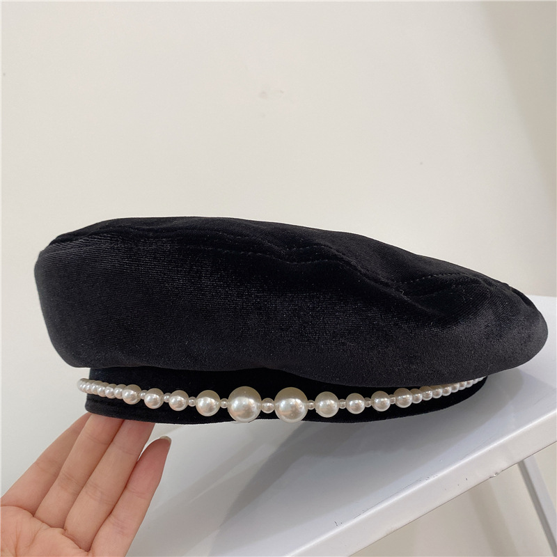 Leisure cap  Pearl Beret Women&#039;s Autumn and Winter All-Match Fashion Painter Cap British Retro Black Velvet Beret
