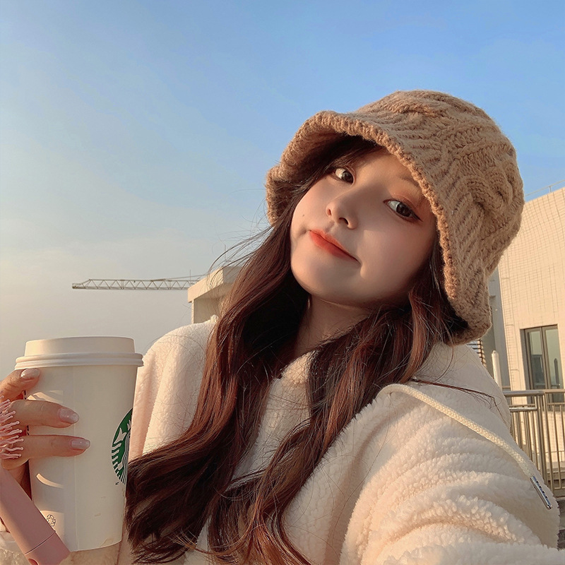 Leisure cap  Handmade Wool Bucket Hat Women&#039;s Autumn and Winter Warm All-Matching White Knitted Fisherman Hat