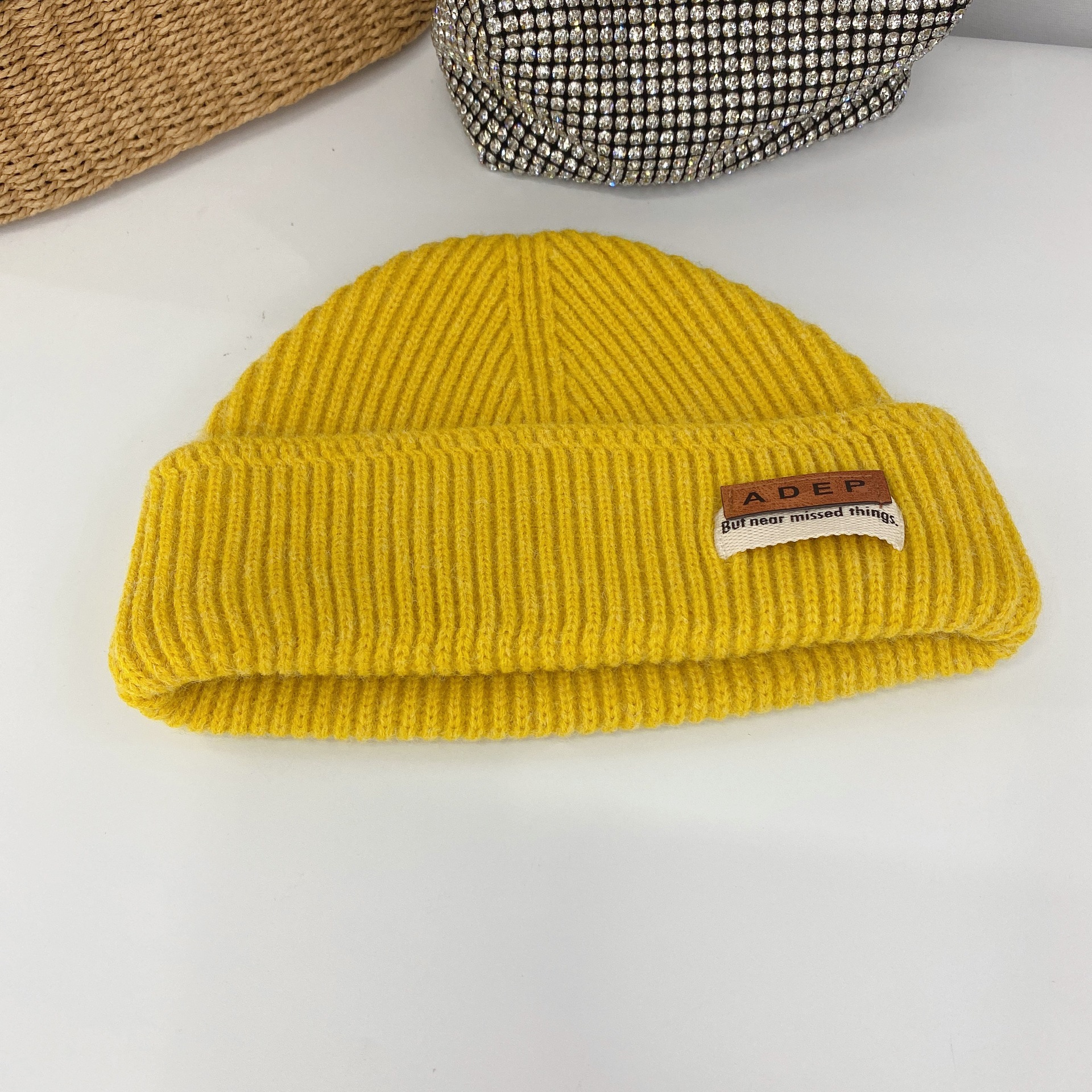 Korean Style Ad Home Leather Tag Knitted Hat Autumn and Winter Wool Blend Warm Beanie Hat Men and Women Fur cap