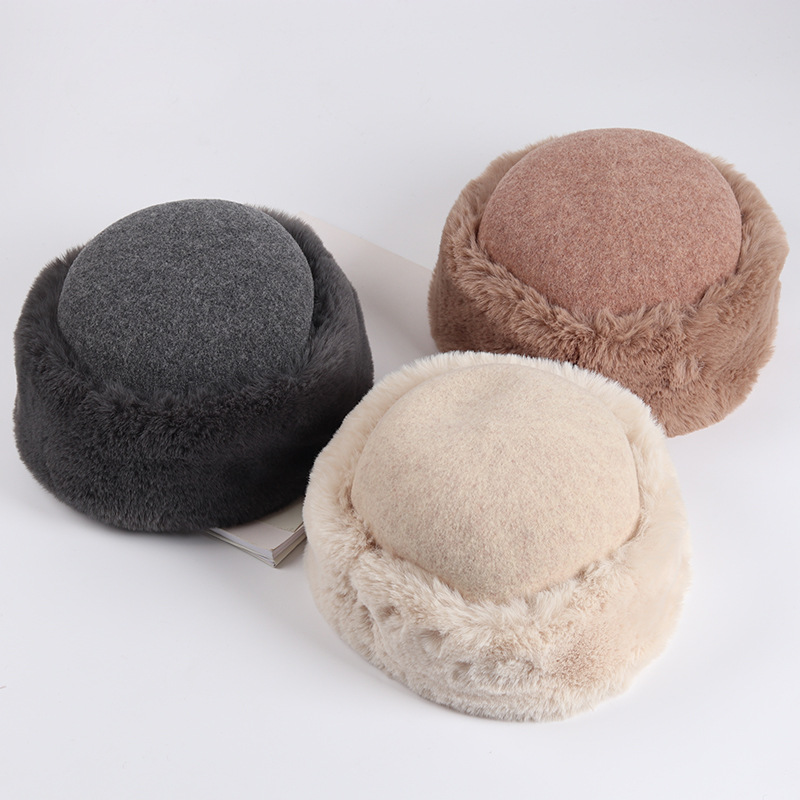 Autumn and Winter Hat Women&#039;s Warm Trendy Wool Beret Knitted Earflaps Chinese Landlord Fur cap