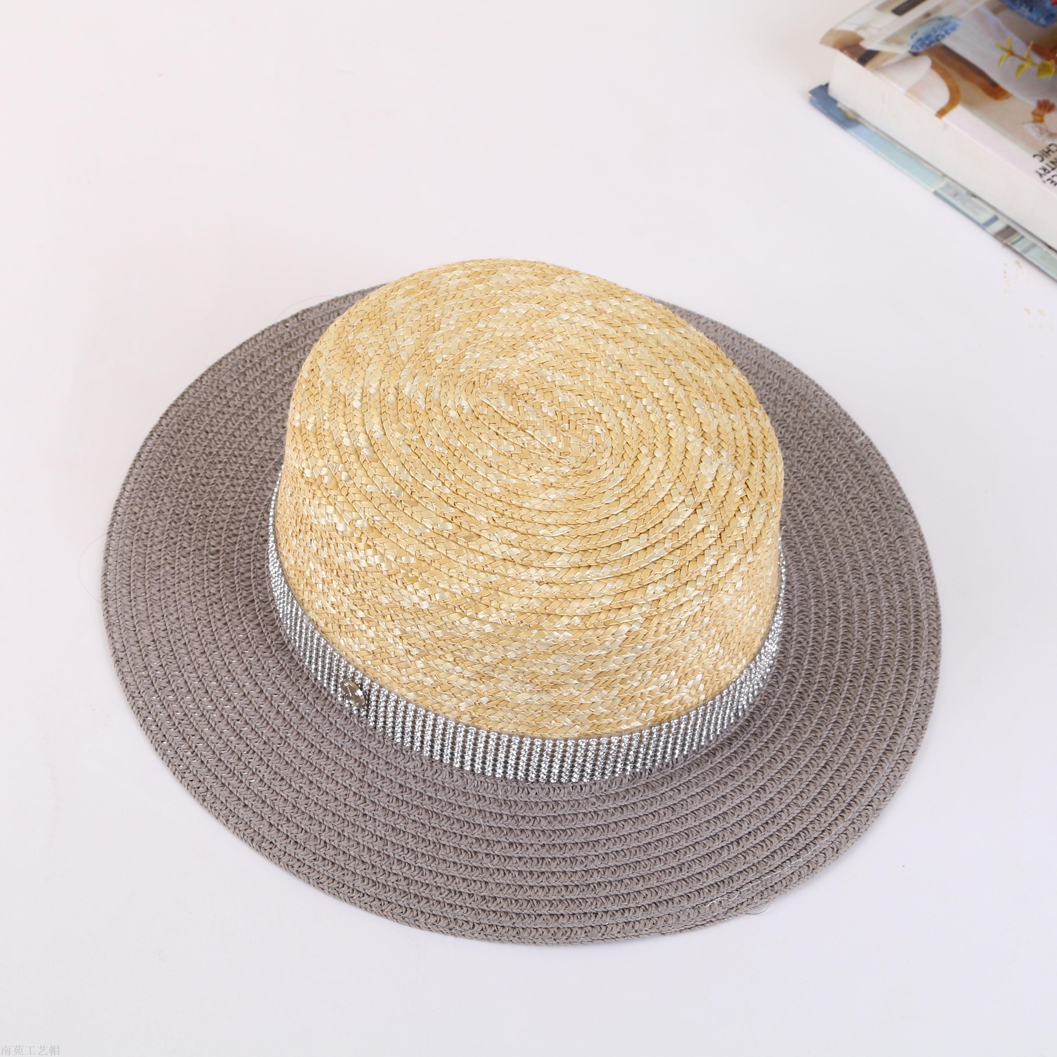 Spring/summer 2018 new straw hat navy sunblock with double color splicing width along flat hat.