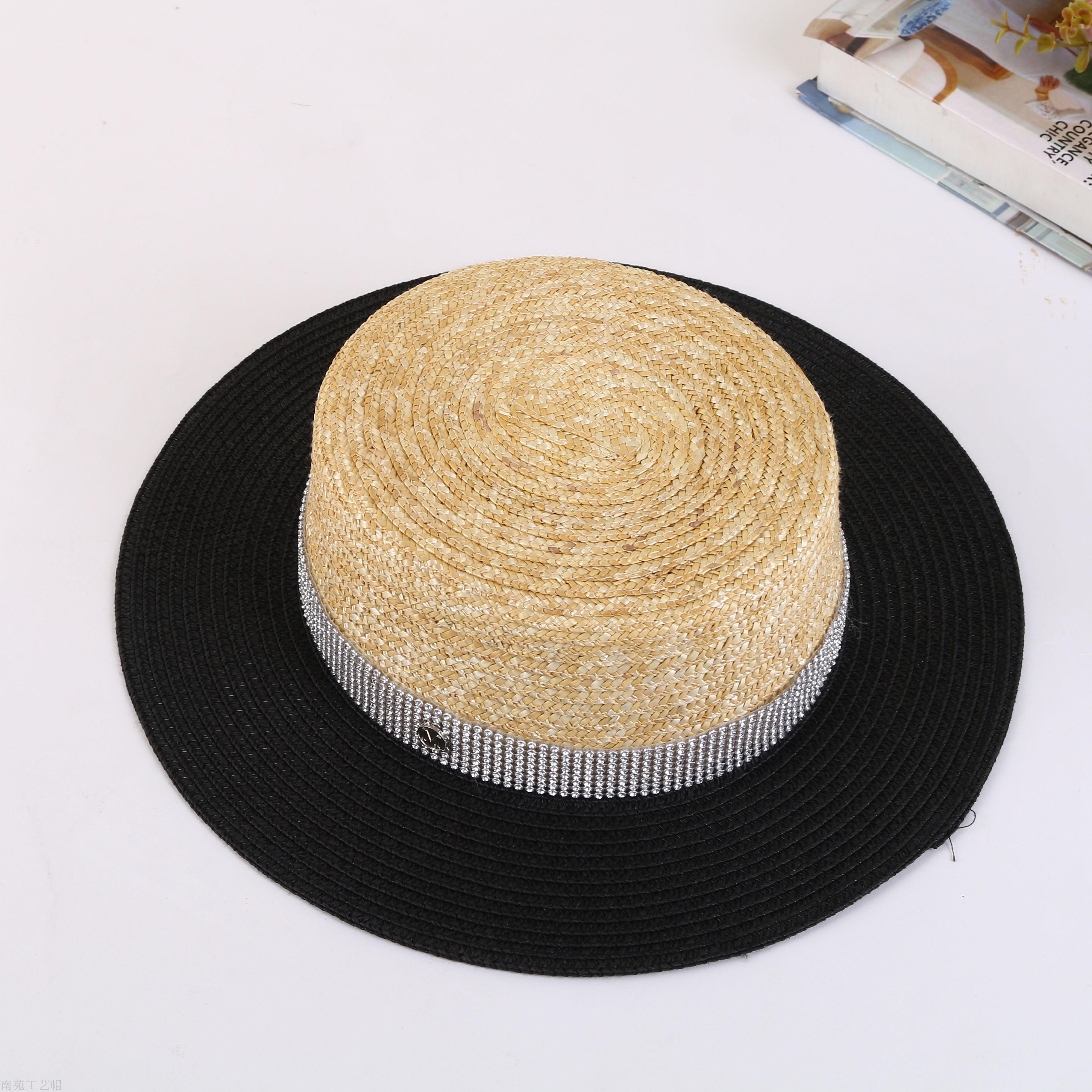 Spring/summer 2018 new straw hat navy sunblock with double color splicing width along flat hat.