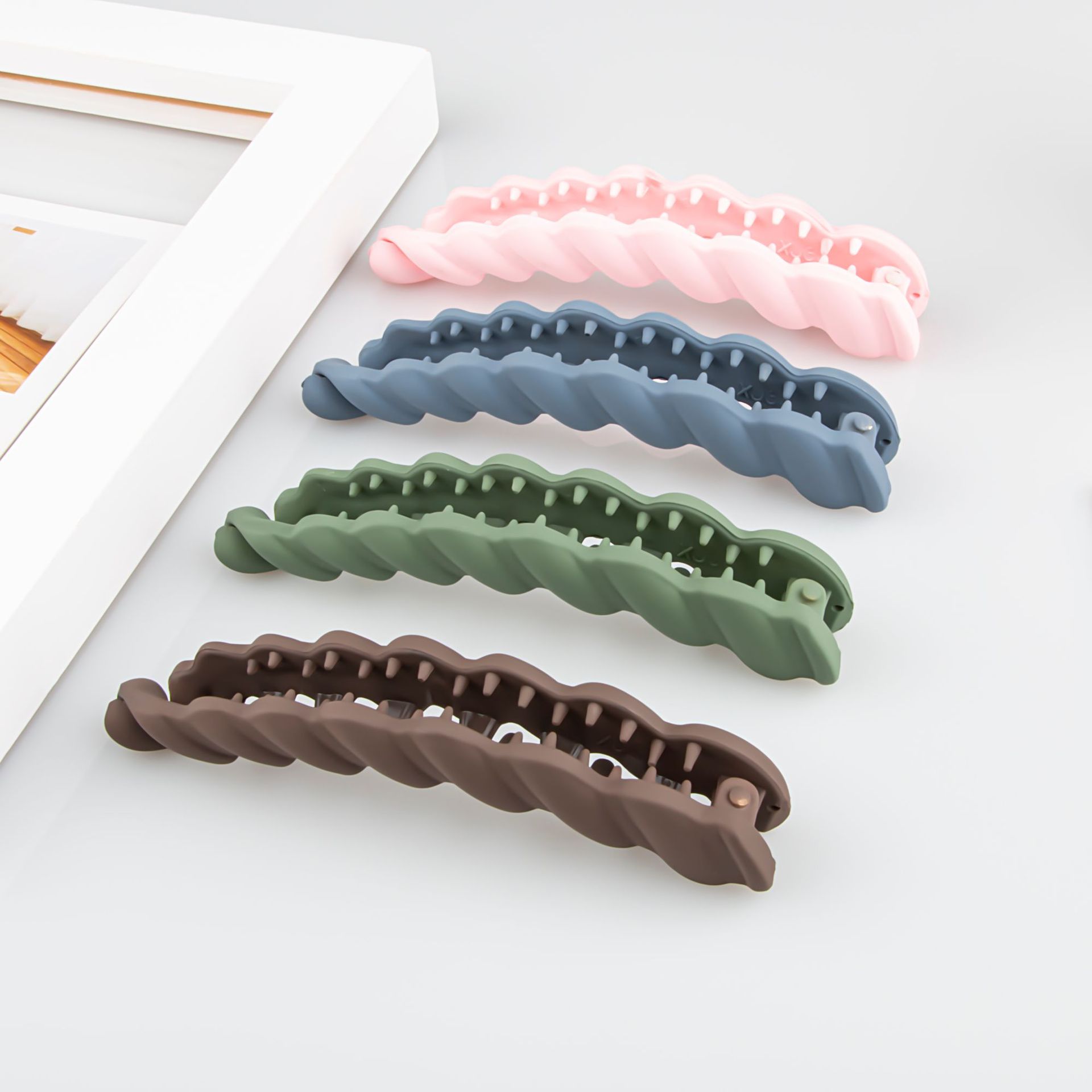  for Ponytail Banana Clip Large Simplicity Hairpin Vertical Clip Temperament Back Head Banana Clip Banana Hairpin