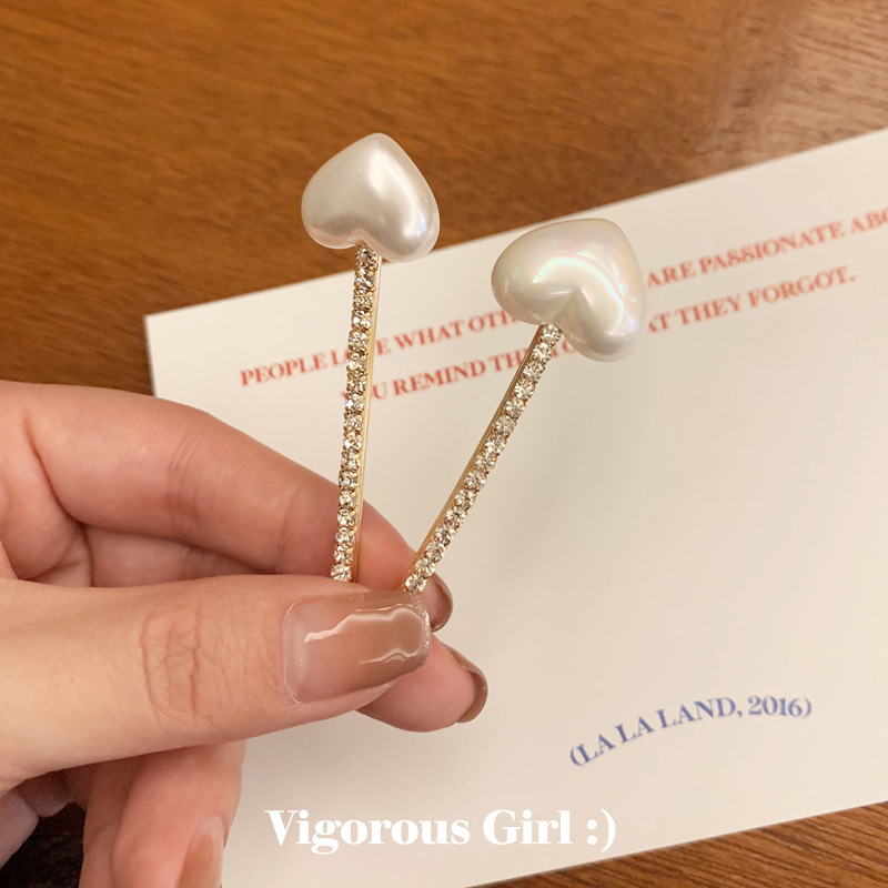 Dust! Chic elegant love pearl hairpin Rhinestone Word Clip Bangs Clip South Korea Web Celebrity Hairpin Hair Accessories Women