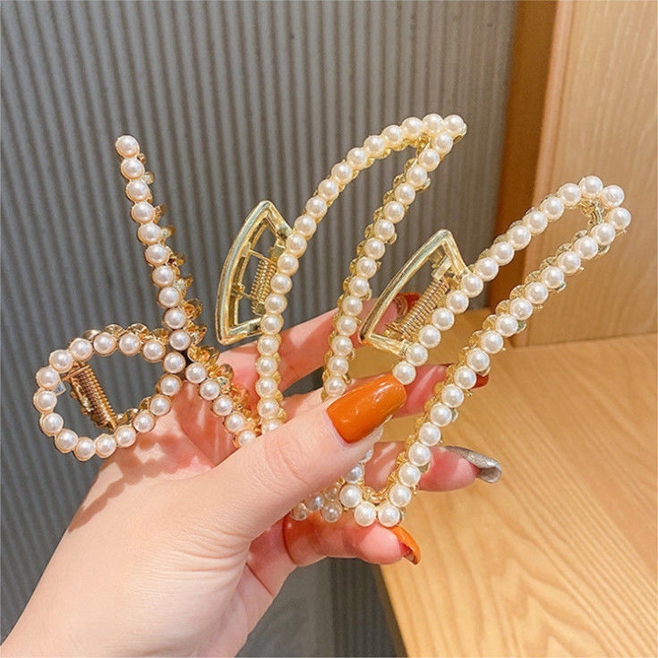 Korean Pearl Grip Women&#039;s Back Head Hair Claw Large Clip Rhinestone Shark Hair Clip Hairpin Elegant Graceful Headdress
