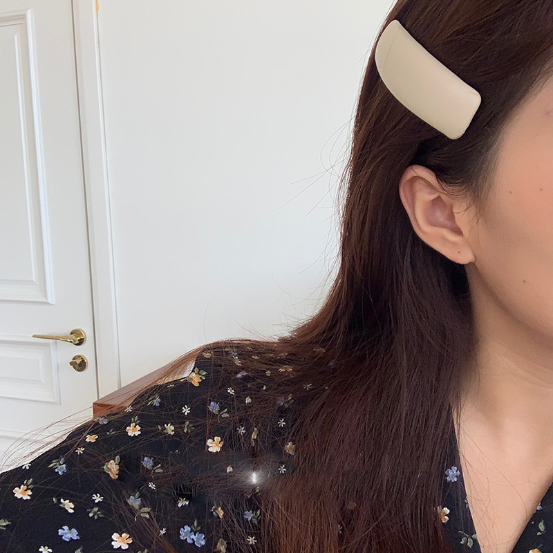 Female Temperament Texture Side Shredded Hair Bangs Clip BB Clip Autumn and Winter New Hair Accessories BB Hairpin