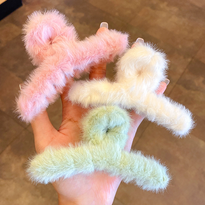 and Winter Plush Catch Gap Former Red Sweet Girl Imitation Rabbit Hair Barrettes Simple Female Hairpin Hair Accessories