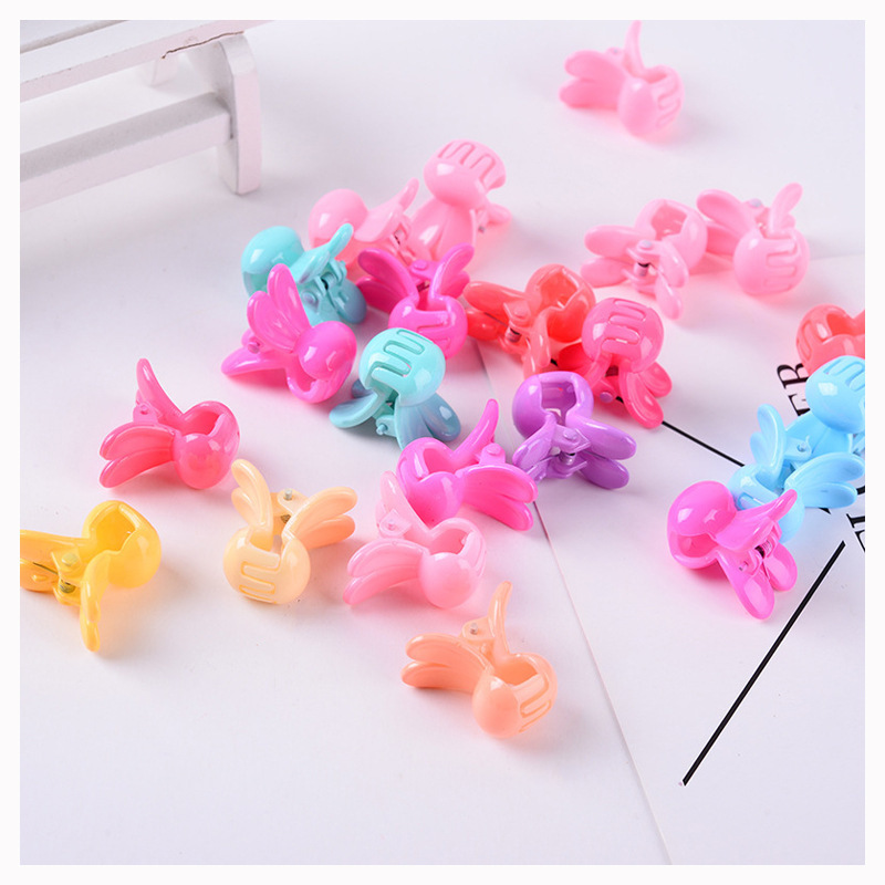 Taobao hot-selling Korean version of children&#039;s small hairpin cute rabbit ears cartoon plastic small grab baby bangs wholesale clip