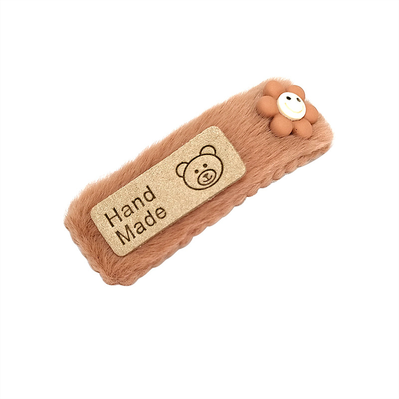 Autumn and Winter Korean Milk Tea Plush Barrettes Furry Cartoon Side Clip Girl Online Influencer Headdress Barrettes Hairpin Hairpin