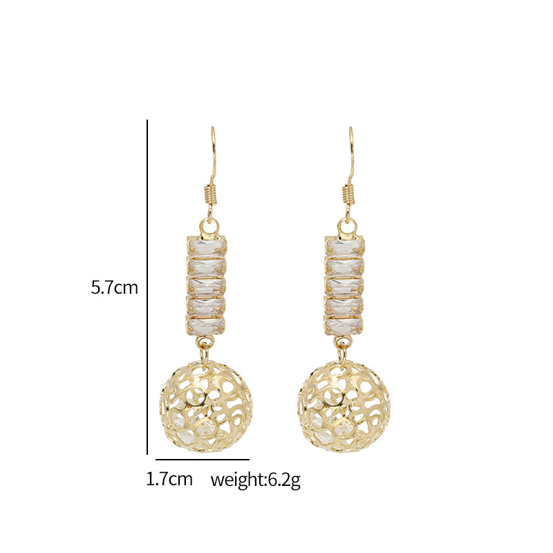 Silver Needle Korean Style New Hot Sale Fashionable Elegant And Expensive Micro-Inlaid Crystal Hollow Crytal Ball Earrings Ear Studs Accessories