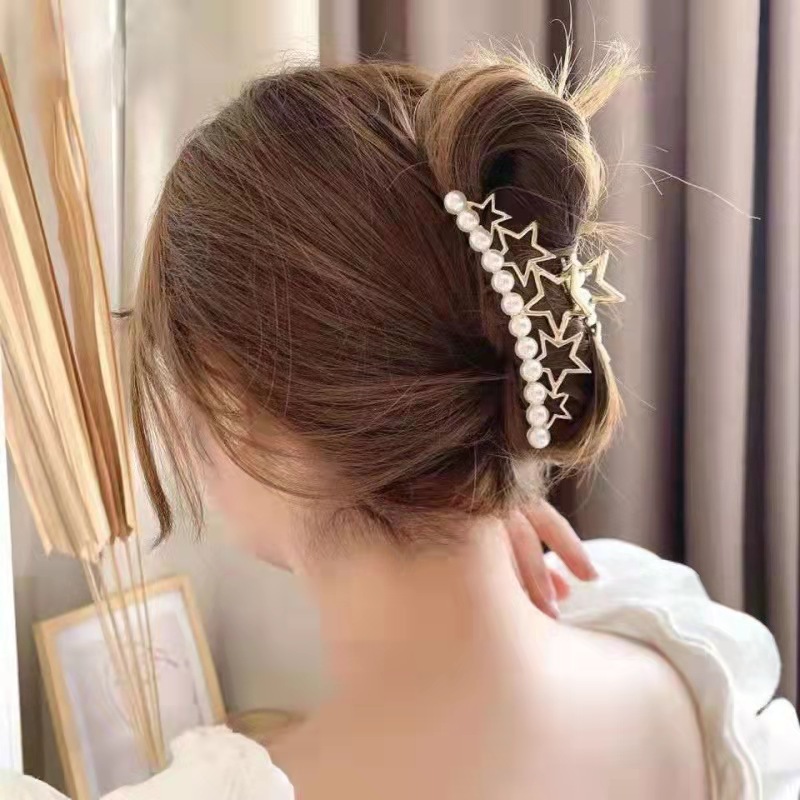 Ponytail Clip Headdress Girl Head Clip Hair Claws Hair Pins Catch Gap Former Red Shark Clip Crown Hairpin
