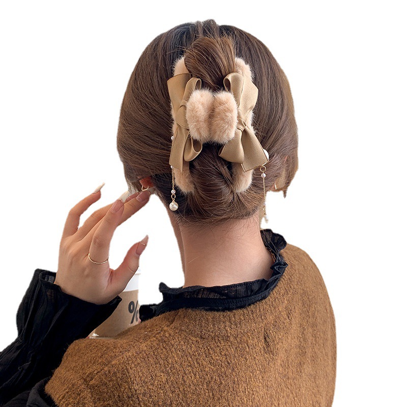 Plush Bow Barrettes Female Korean Style Updo Hair Claw Large Autumn and Winter Shark Clip Hairy Ball Tassel Hairpin Hair Ornaments