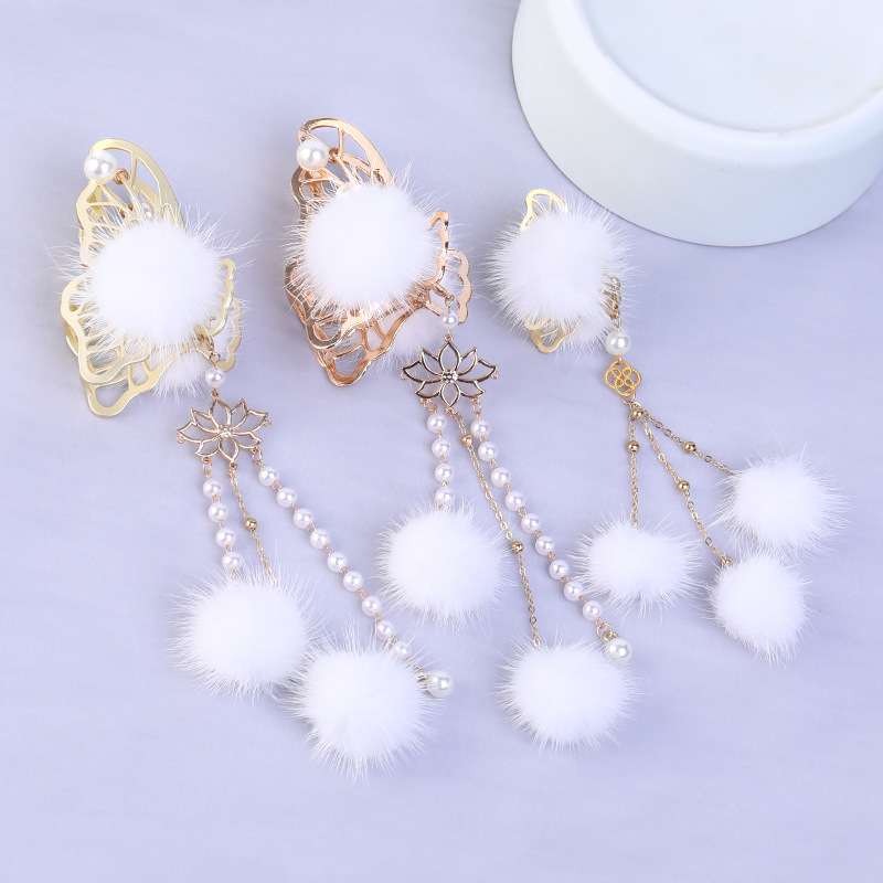  Accessories Butterfly Barrettes White Furry Ball Tassel Grip Antique Plush Headdress Children&#039;s Ornaments Ball Hairpin