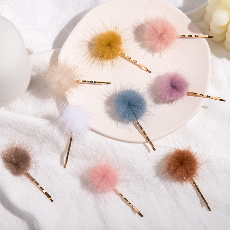  and Winter New Internet Celebrity Same Style Hairy Hair Clips Ins Style Simple Fresh Plush Clip Ball Hairpin