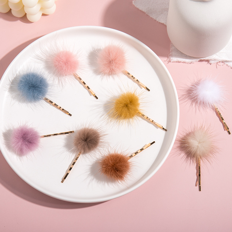  and Winter New Internet Celebrity Same Style Hairy Hair Clips Ins Style Simple Fresh Plush Clip Ball Hairpin
