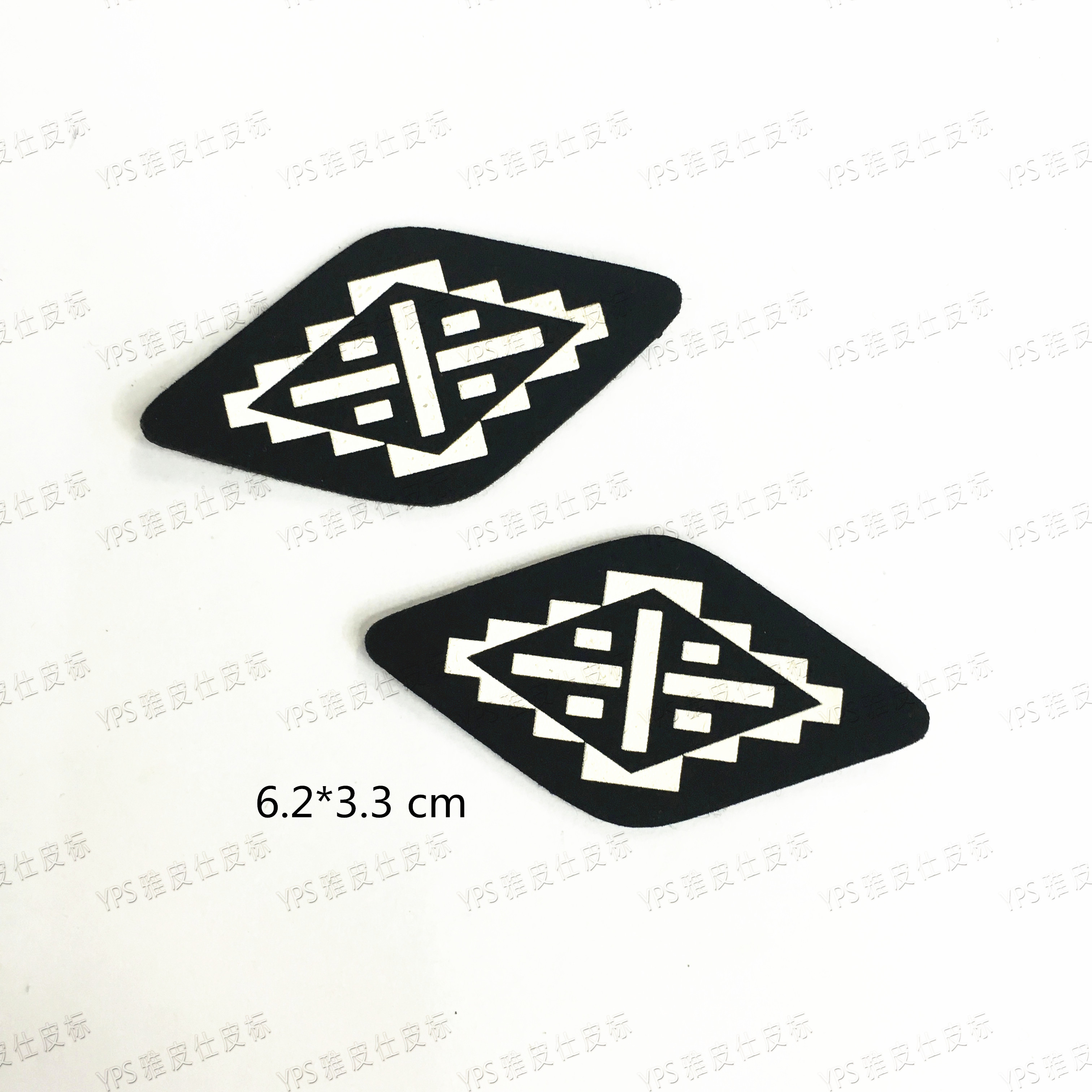 Clothing Accessories Water Label Cloth with Glue Decorative Labeling Decorative Accessories Leather Label Trademark Factory Direct Sales Sample Customization