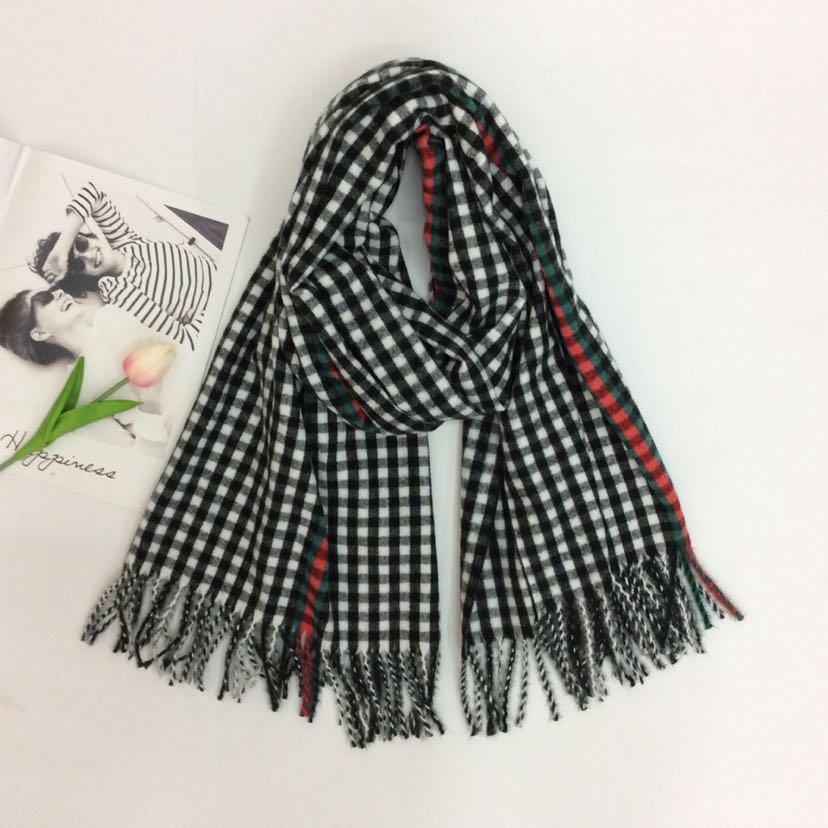 The New multicolor plaid British style cashmere scarves