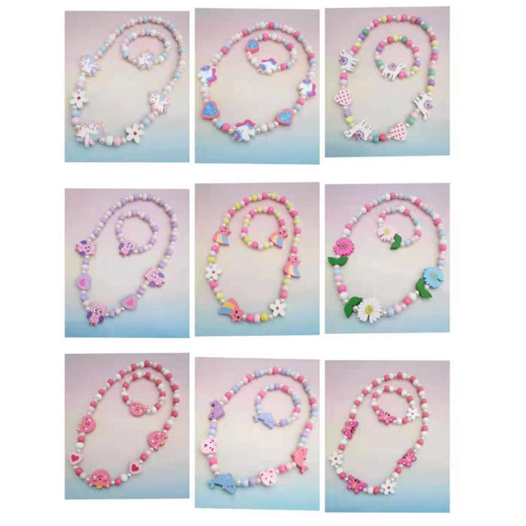 Children&#039;s Wooden Chain Candy Color Cartoon Bracelet Wooden Bead Color Necklace Set Clothing Accessories