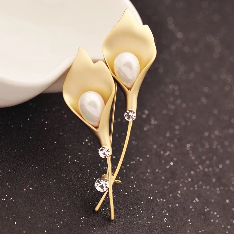 Factory Wholesale Flower Shape Korean Simple High Cold Wind Brooch Women&#039;s Summer Little Fresh Brooch Practical Brooch