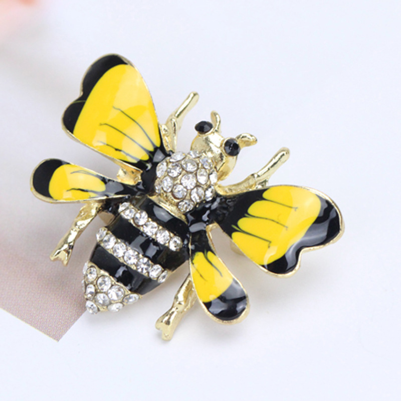 Daisy High-Grade Silk Scarves Buckle Diamond-Embedded Golden Bee Flower Brooch Pin Clothing and Clothing Brooch