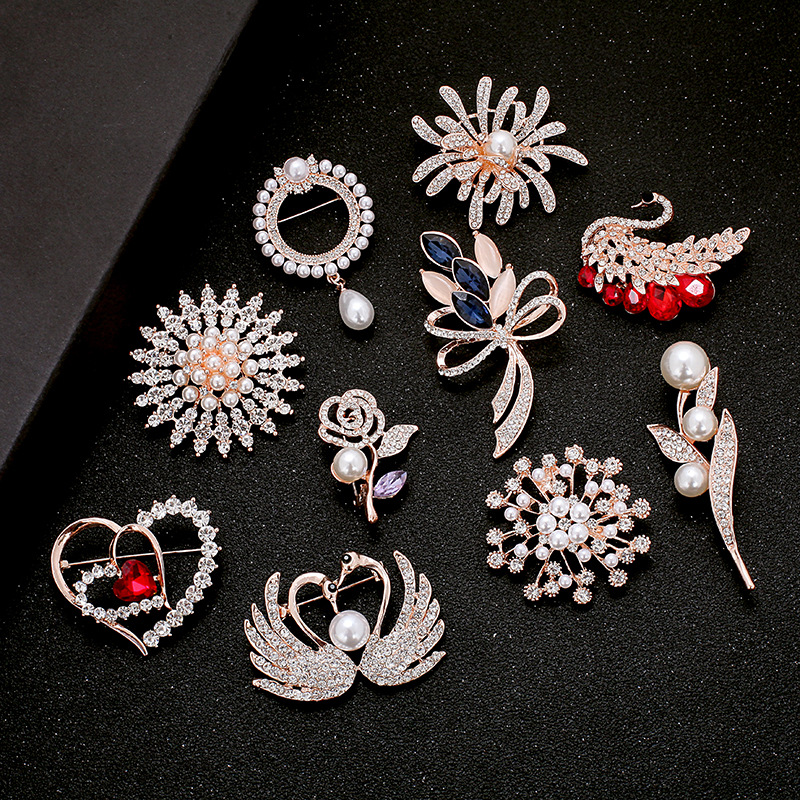 High-End Brooch Women&#039;s Rhinestone Scarf Buckle Anti-Unwanted-Exposure Buckle Crystal Corsage Pin Pearl Ornament Brooch
