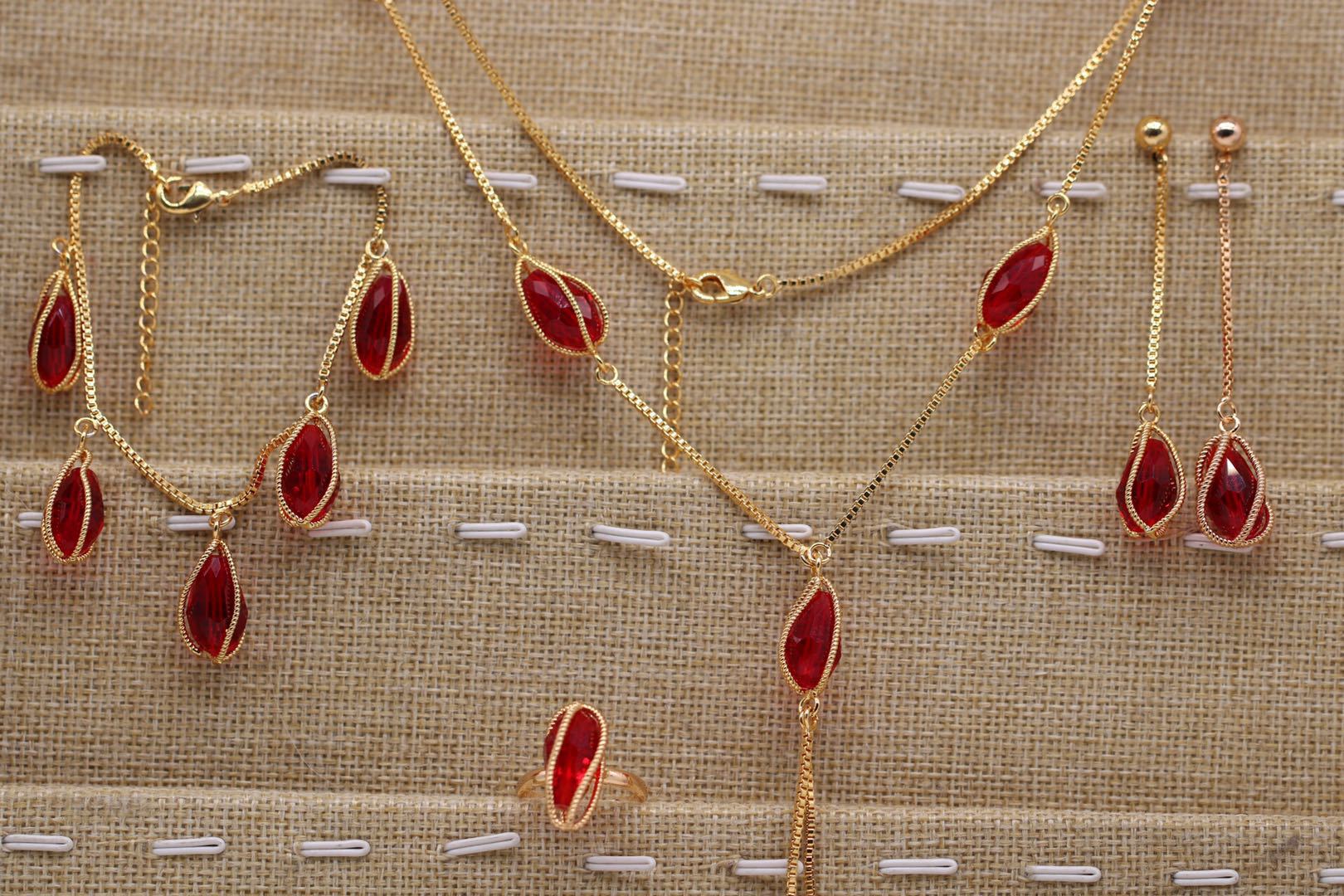 Ruilingkai Factory Direct Sales Wholesale Copper-Plated Gold Earring Bracelet Necklace European and American Middle East Hot Sale Micro Inlaid Zircon Suit