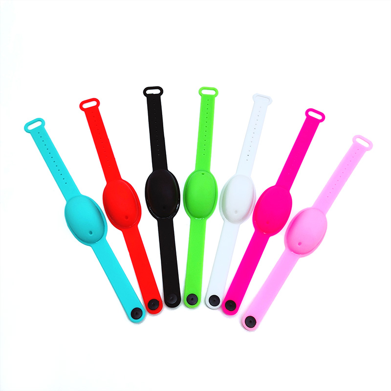 Water-Free Hand Sanitizer Silicone Bracelet Creative Environmentally Friendly Soft Rubber Wrist Strap Hand Lotion Gel Wristband Antibacterial