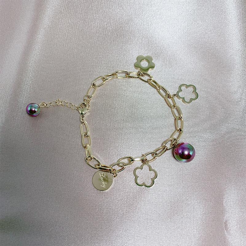 New 2020 Classic High-End Titanium Steel Hollow out Flower Pearl Bracelet Cold Style Sweet All-Matching Night Market Beautiful Scenery