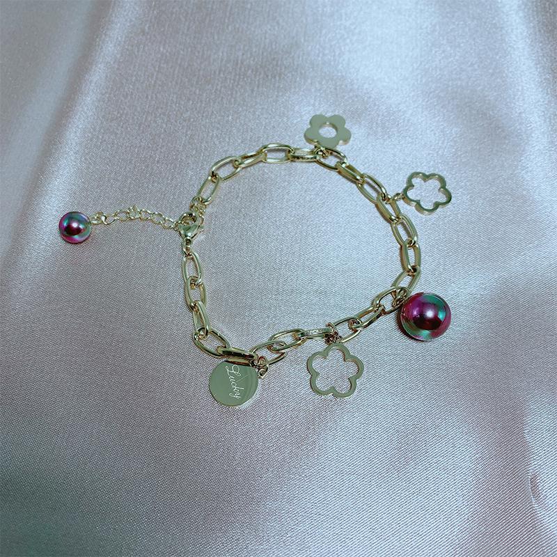 New 2020 Classic High-End Titanium Steel Hollow out Flower Pearl Bracelet Cold Style Sweet All-Matching Night Market Beautiful Scenery