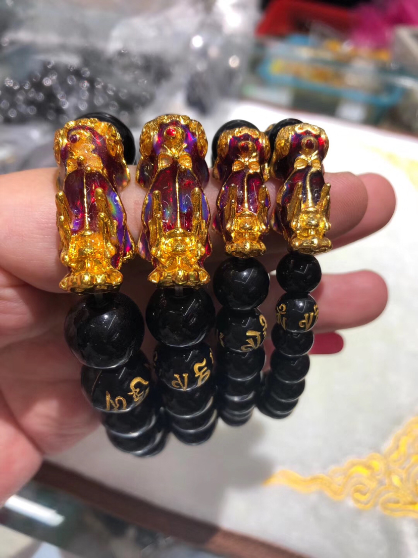 Thermochromic Pi Xiu Bracelet
