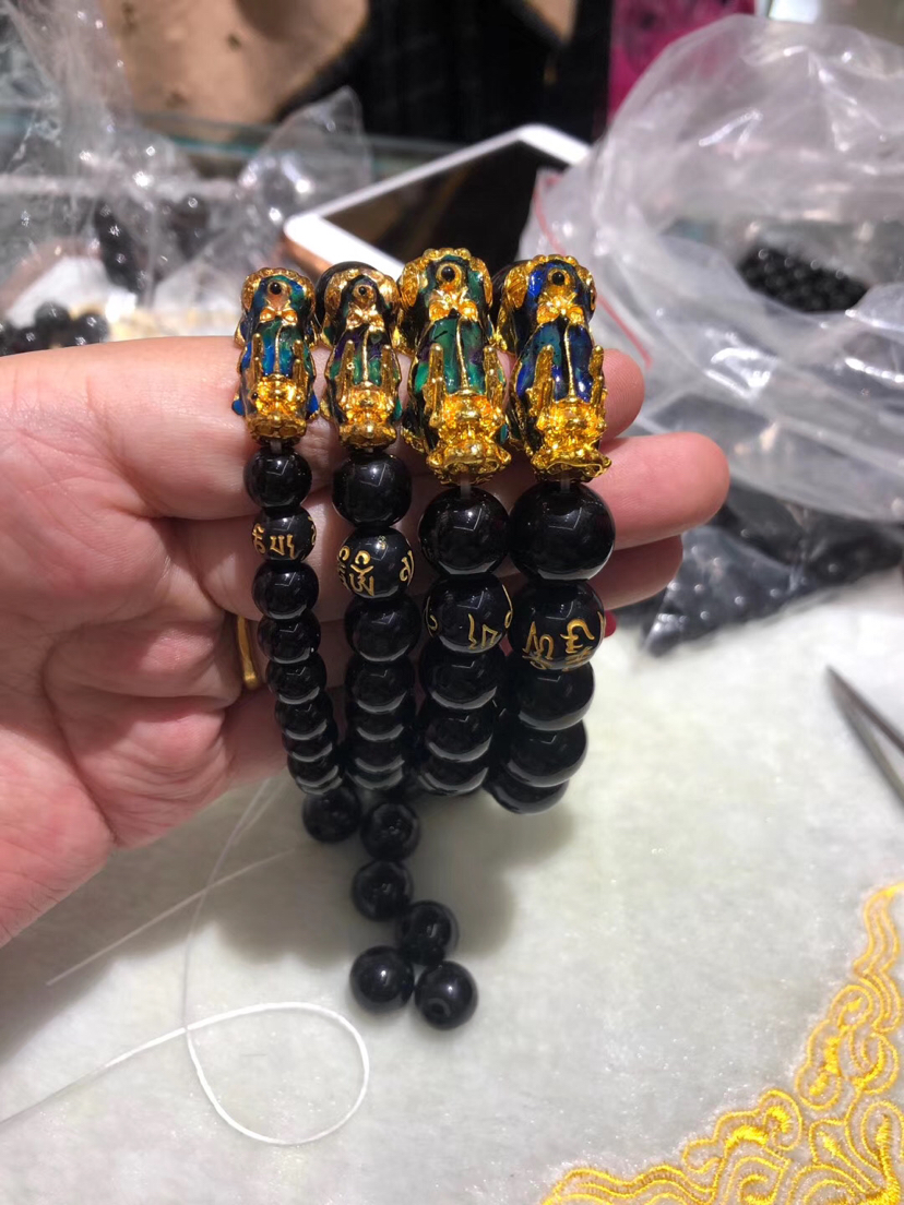 Thermochromic Pi Xiu Bracelet