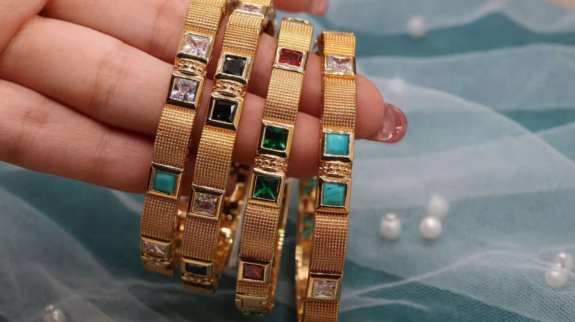 Copper-Plated Gold European and American Style Elegant Princess Square Zircon Opening Men and Women Bracelet Factory Guangzhou Direct Wholesale