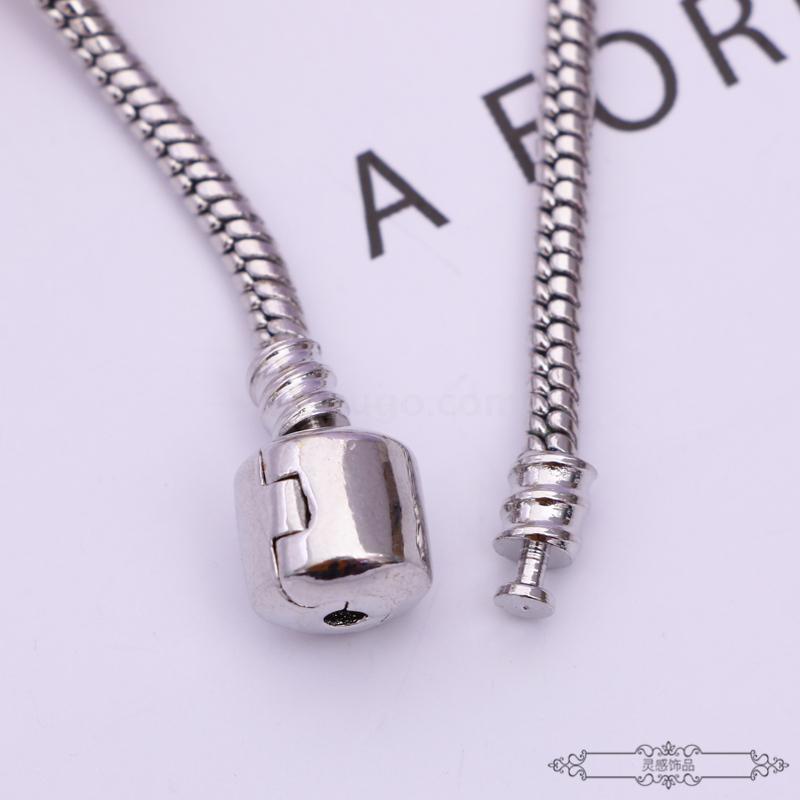 Pandora fashion European and American popular bracelet Crystal glass high heel shape small decorative bracelet