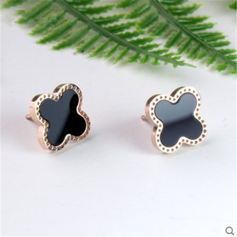 Korean Style Hot Selling Four-Leaf Clover Titanium Steel Ear Studs Female Versatile Elegant Earrings Rose Gold Stud Earrings Factory Direct Sales
