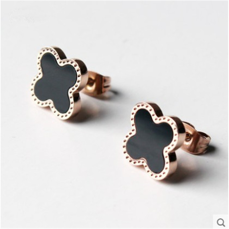Korean Style Hot Selling Four-Leaf Clover Titanium Steel Ear Studs Female Versatile Elegant Earrings Rose Gold Stud Earrings Factory Direct Sales
