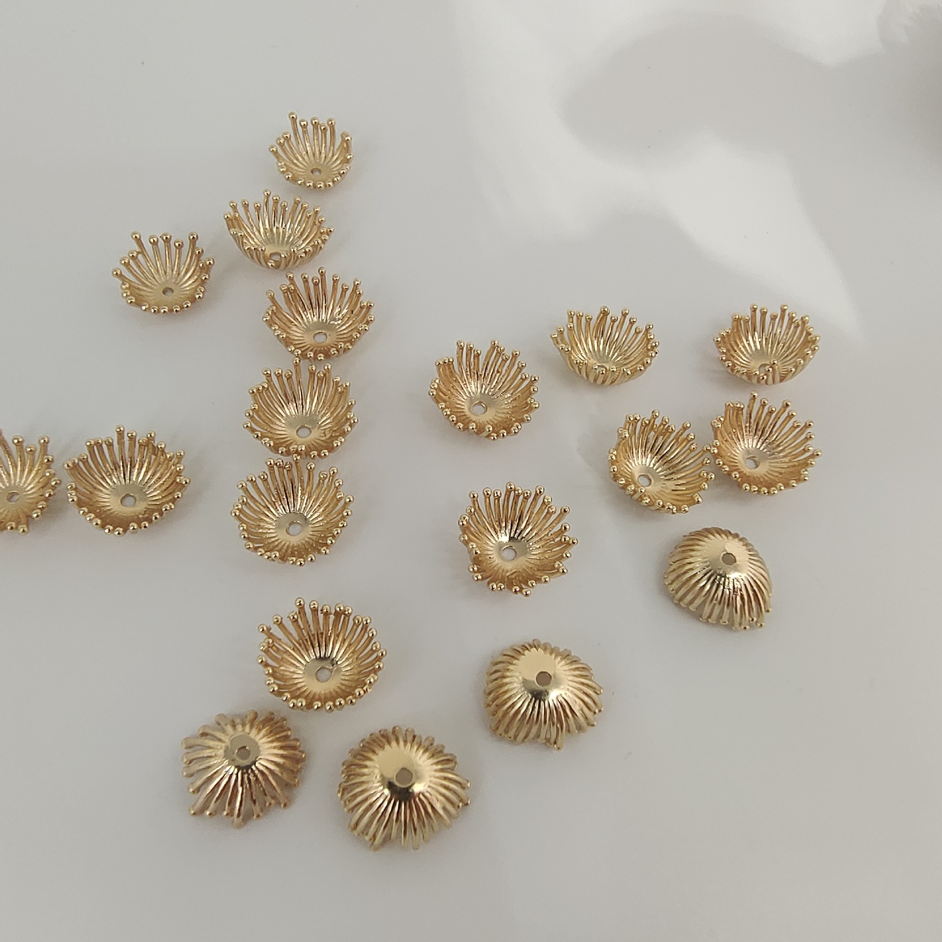 Yingyi Ornament DIY Pure Copper Single Layer Flower Heart Hair Accessories Small Accessories KC Gold High-End Color Retention