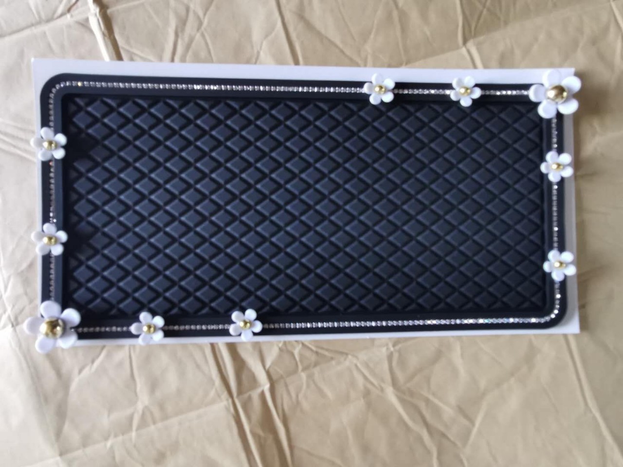 Mat Car Central Control Dashboard Sunscreen Mat Car Accessories Mat with Car Diamond Flower Mat Daisy Diamond Mat