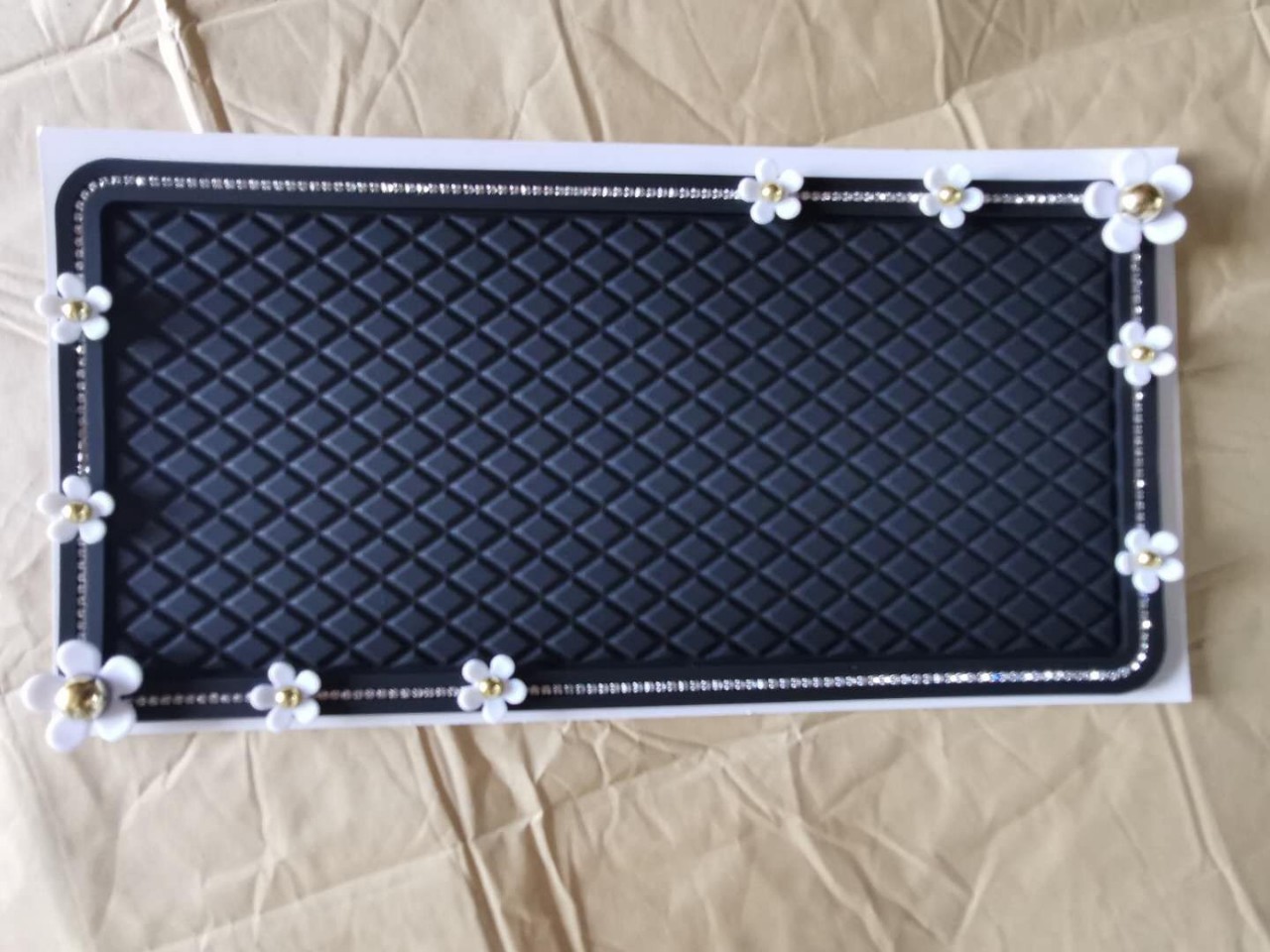 Mat Car Central Control Dashboard Sunscreen Mat Car Accessories Mat with Car Diamond Flower Mat Daisy Diamond Mat
