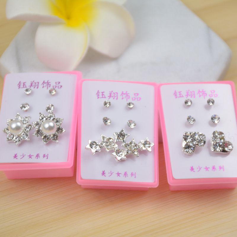 Rhinestone 3 Pairs a Box of Ear Studs Rhinestone Earrings Fashionable and Versatile Earrings 2 Yuan Shop Stall Supply