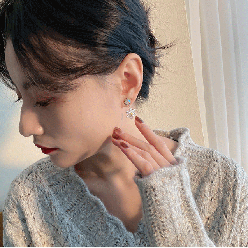 Sterling Silver Needle Korean High-Grade Crystal Petal Stud Earrings Graceful Online Influencer Earrings Ear Studs Women