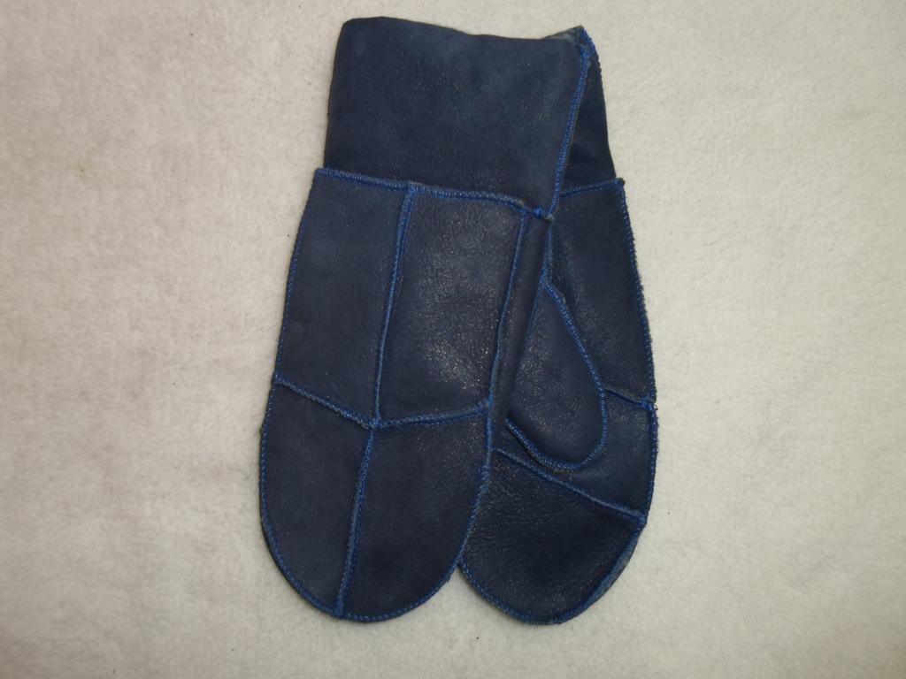 Ladies character strangled fur leather gloves