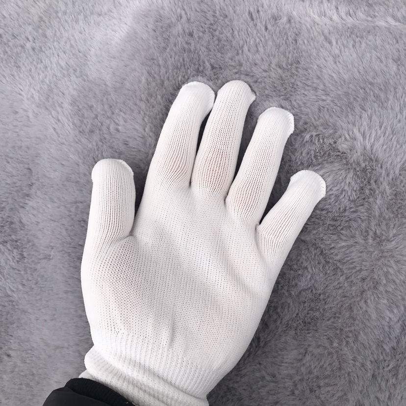 B: Wholesale nylon gloves in bulk
