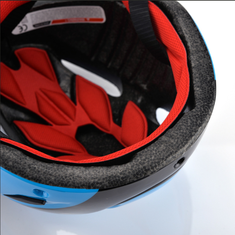 New Magnetic Suction Goggles Helmet Integrated Bicycle Highway Mountain Bicycle Riding Helmet Men and Women Helmet