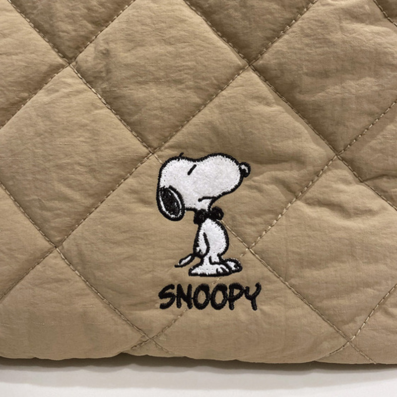 Japanese Style New Snoopy Rhombic Shoulder Messenger Bag Large Capacity Fashion All-Match Handbag Multi-Functional Mummy Bag