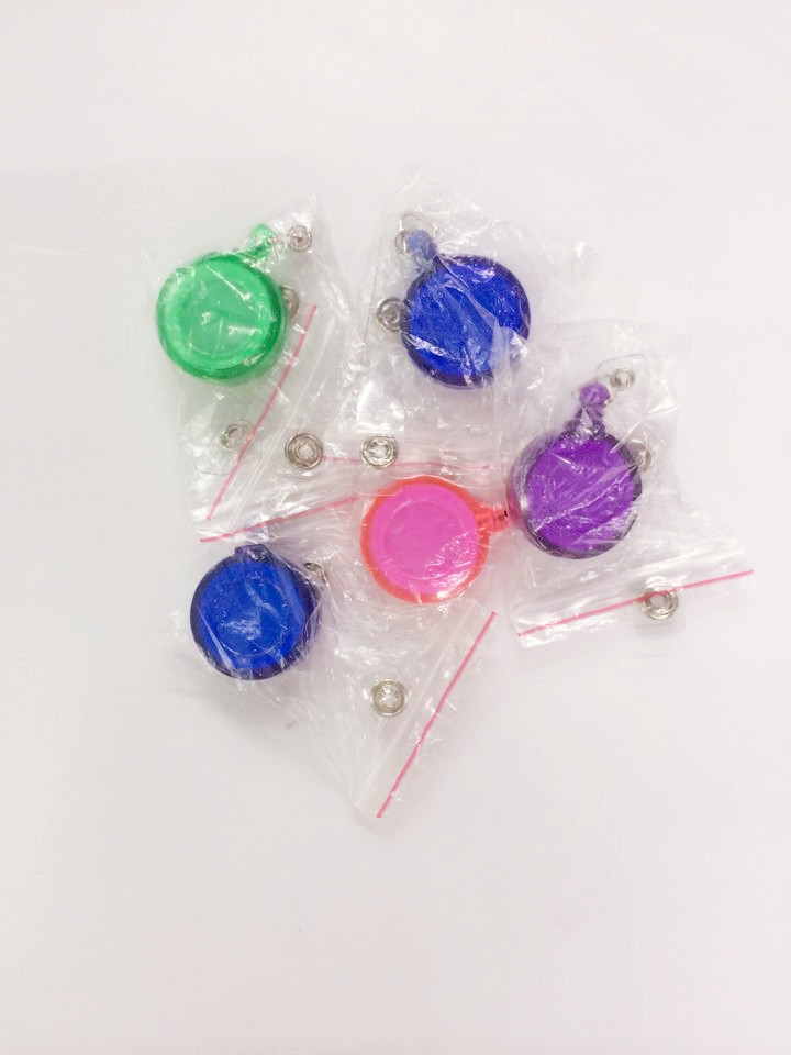 Easy open pull the transparent face of metal solid color easy pull tab Easy open pull the transparent face of metal solid color easy pull tab