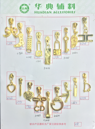 PVC Injection Molding New Double-Sided Clover Clothing Bag Pull Head Pull Tab Pull Tail Drawstring