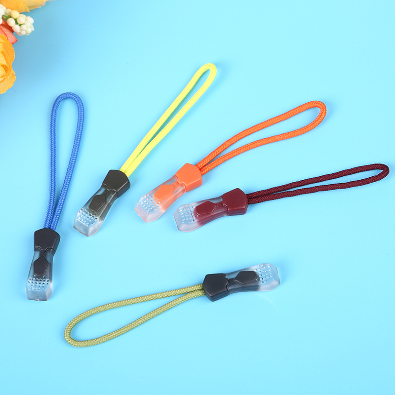 Manufacturer Men&#039;s Sportswear Drawstring Injection TPU Environmental Protection Pull Card Zipper Tail Pull Tab Rope Zipper Head