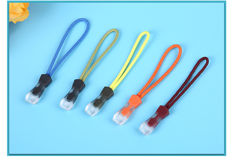 Manufacturer Men's Sportswear Drawstring Injection TPU Environmental Protection Pull Card Zipper Tail Pull Tab Rope Zipper Head Manufacturer Men's Sportswear Drawstring Injection TPU Environmental Protection Pull Card Zipper Tail Pull Tab Rope Zipper Head