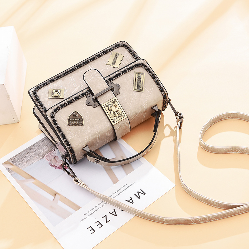 Factory Direct Sales Women&#039;s Handbag Women&#039;s Shoulder Bag Women&#039;s New Fashion Bag Schoolgirl Bag Wholesale