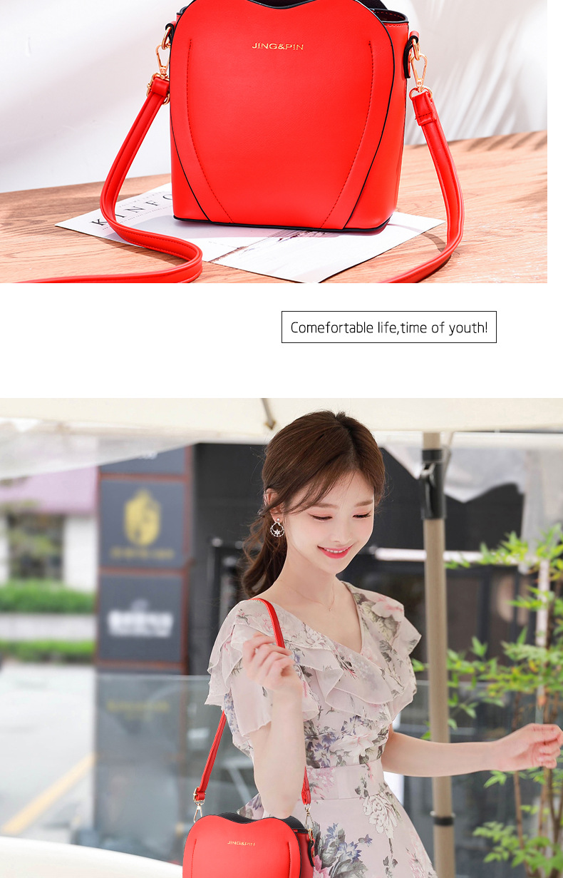 Factory Direct Sales New Fashion Bag Schoolgirl Bag Women's Handbag Shoulder Bag New Quality Stall Bag